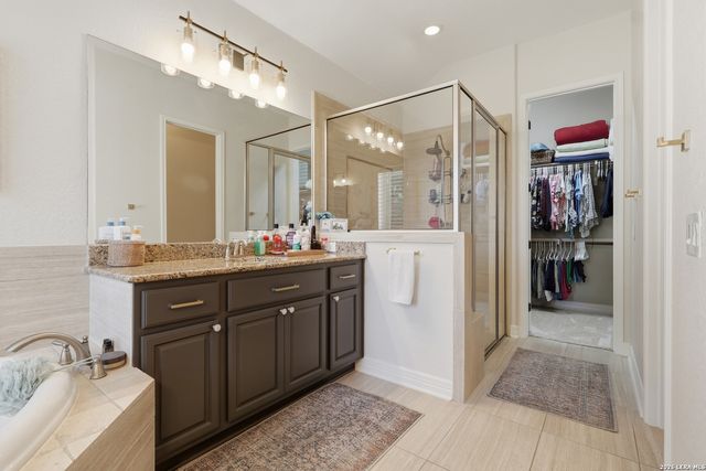 1918 Capella Crk, San Antonio, TX 78260