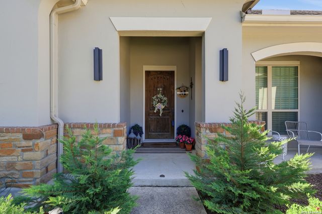 1918 Capella Crk, San Antonio, TX 78260