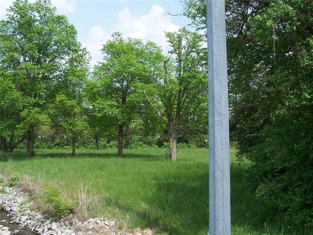 5745 Kentucky Avenue, Indianapolis, IN 46221