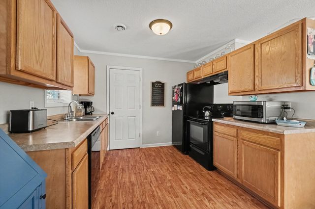 409 E Division Street, Vicksburg, MI 49097