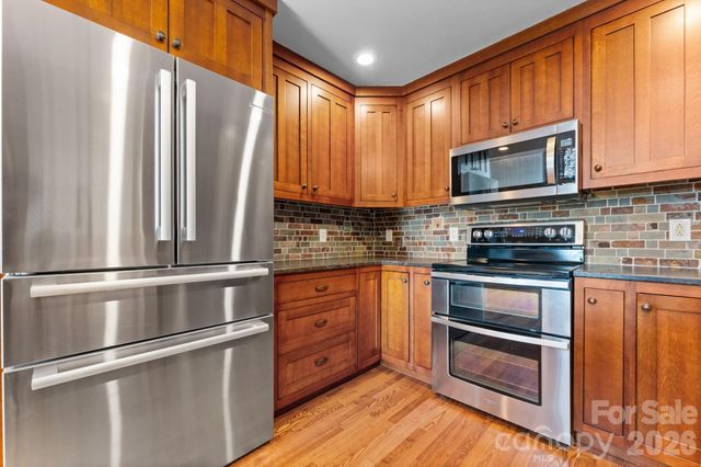 113 Cardinal Drive, Franklin, NC 28734
