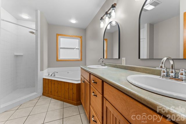 113 Cardinal Drive, Franklin, NC 28734