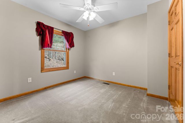 113 Cardinal Drive, Franklin, NC 28734