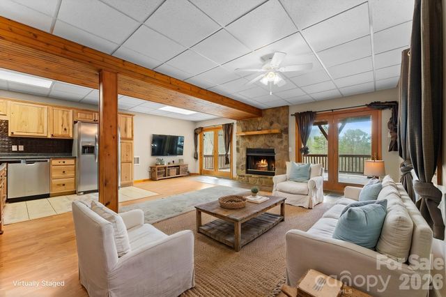 113 Cardinal Drive, Franklin, NC 28734