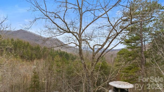 113 Cardinal Drive, Franklin, NC 28734