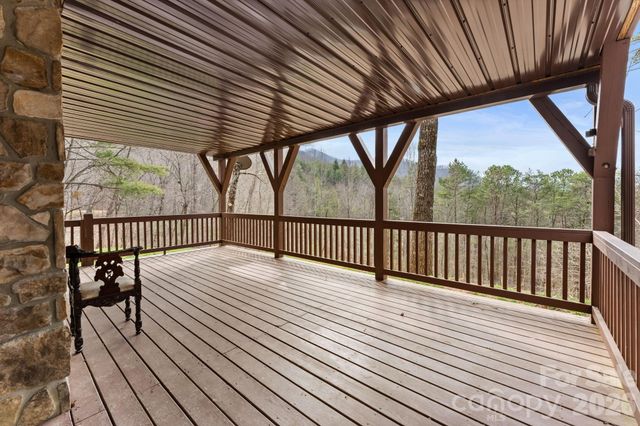 113 Cardinal Drive, Franklin, NC 28734