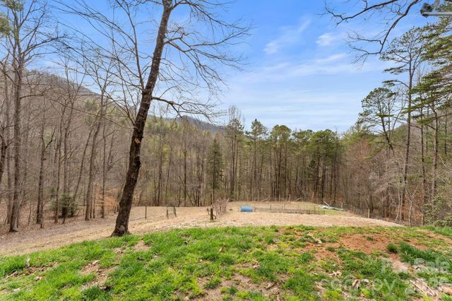 113 Cardinal Drive, Franklin, NC 28734