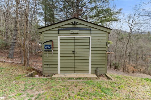 113 Cardinal Drive, Franklin, NC 28734