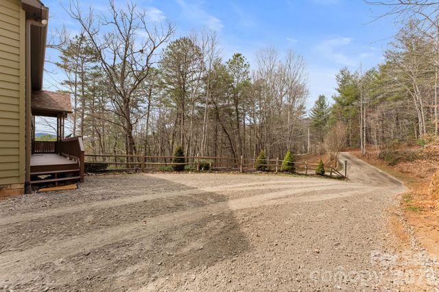 113 Cardinal Drive, Franklin, NC 28734
