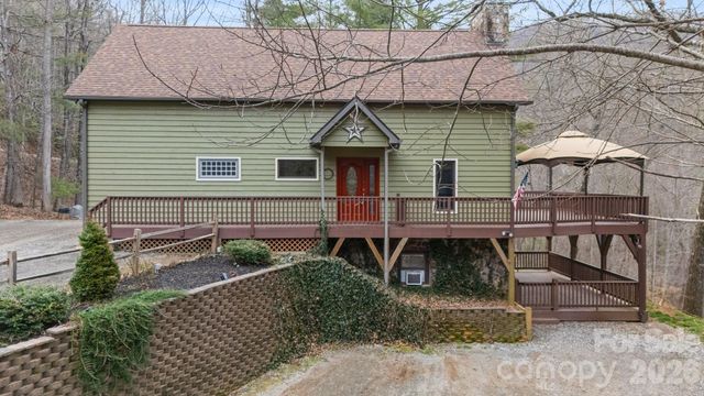 113 Cardinal Drive, Franklin, NC 28734