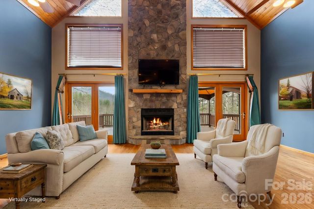113 Cardinal Drive, Franklin, NC 28734