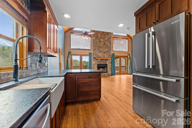 113 Cardinal Drive, Franklin, NC 28734