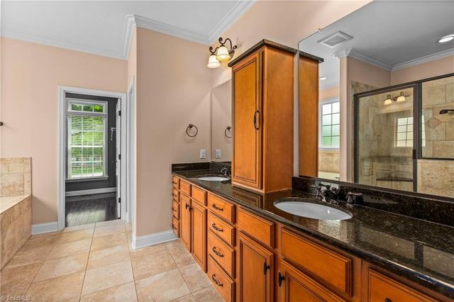 215 Essex Farm Road, Advance, NC 27006