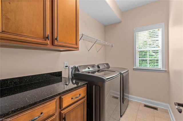 215 Essex Farm Road, Advance, NC 27006
