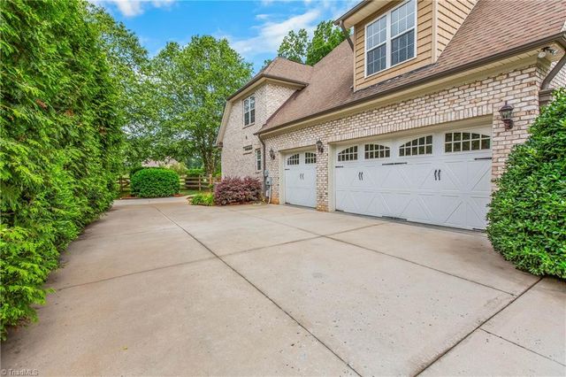 215 Essex Farm Road, Advance, NC 27006