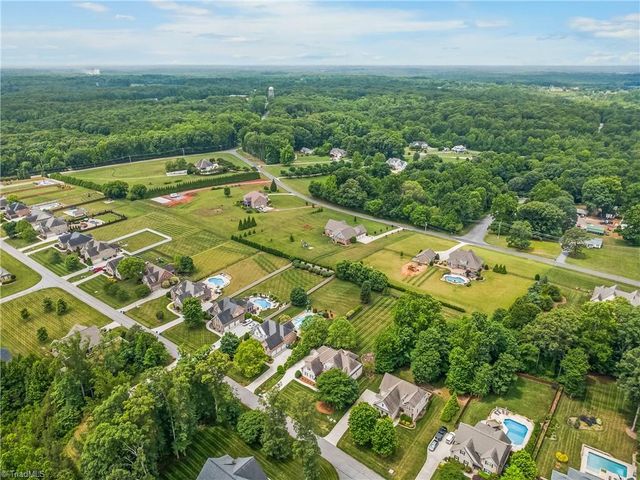 215 Essex Farm Road, Advance, NC 27006