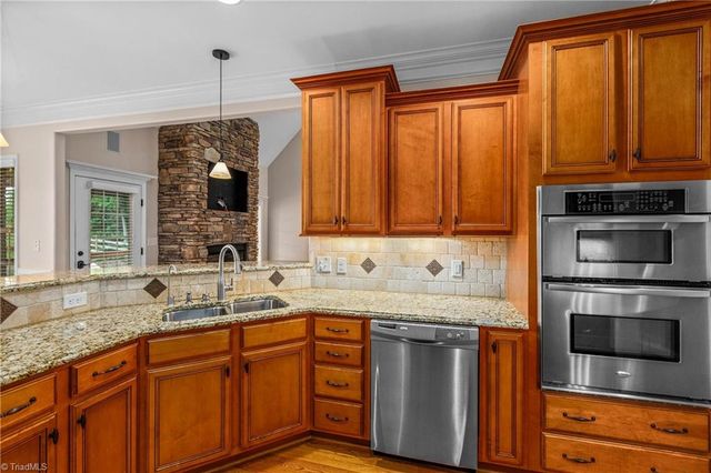 215 Essex Farm Road, Advance, NC 27006