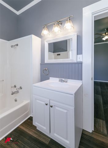 309-311 sycamore Street, Logansport, LA 71049