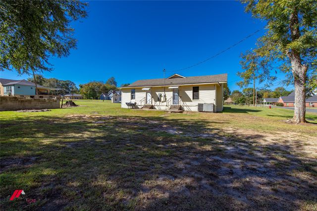 309-311 sycamore Street, Logansport, LA 71049