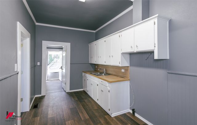 309-311 sycamore Street, Logansport, LA 71049