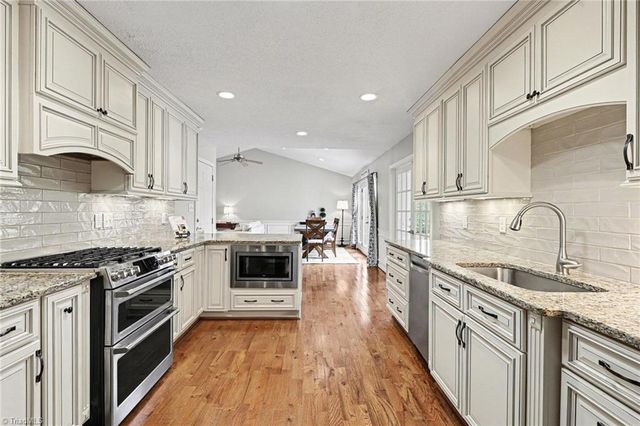 251 Carriage Trace Lane, Lexington, NC 27295