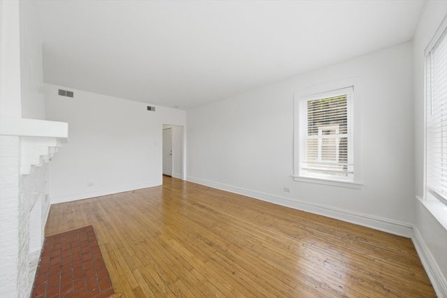 7741 S Yates Boulevard, Chicago, IL 60649