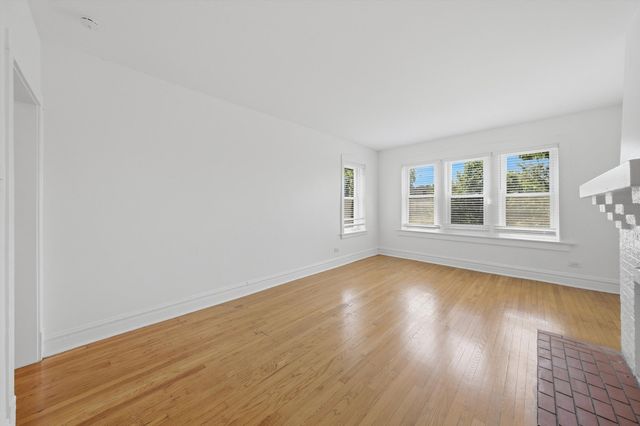 7741 S Yates Boulevard, Chicago, IL 60649