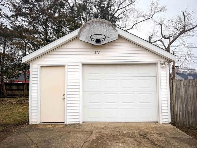 311 Teri Street, South Bend, IN 46614