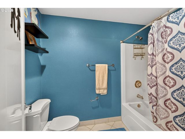1276 Nw Meadows Dr, Mc Minnville, OR 97128