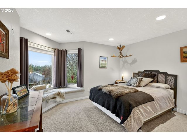 1276 Nw Meadows Dr, Mc Minnville, OR 97128