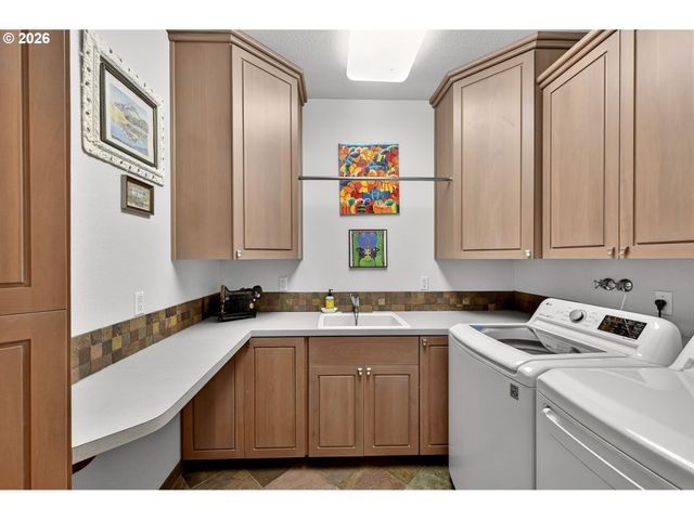 1276 Nw Meadows Dr, Mc Minnville, OR 97128