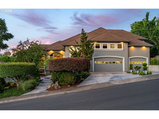 1276 Nw Meadows Dr, Mc Minnville, OR 97128
