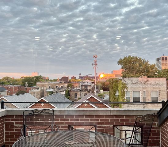 3541 S Prairie Avenue 4, Chicago, IL 60653