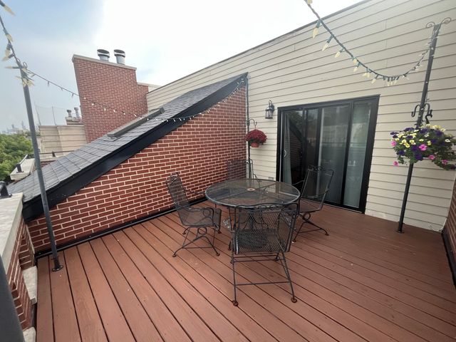 3541 S Prairie Avenue 4, Chicago, IL 60653
