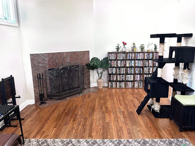 3541 S Prairie Avenue 4, Chicago, IL 60653