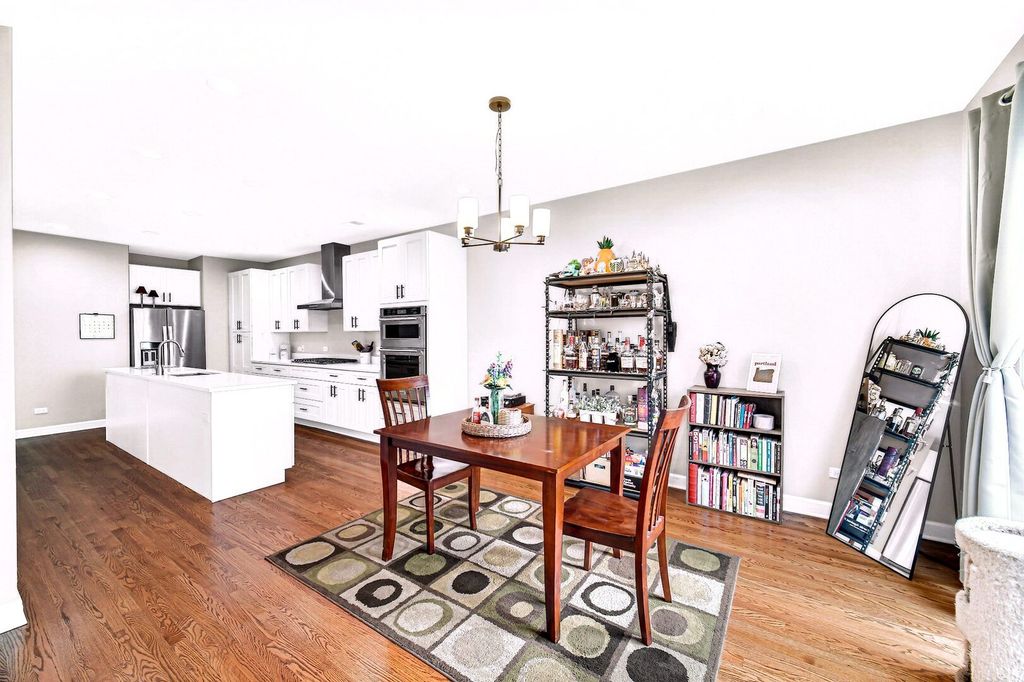 3541 S Prairie Avenue 4, Chicago, IL 60653 — photo 3