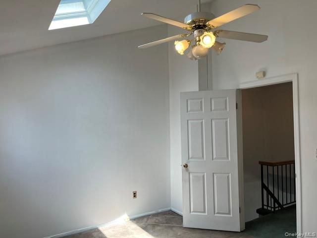 52 Houston Lane, Staten Island, NY 10302