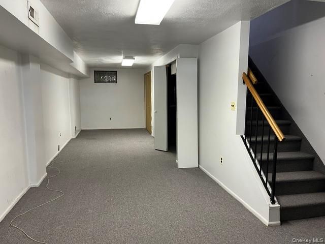 52 Houston Lane, Staten Island, NY 10302
