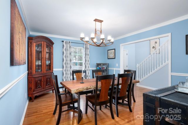 40 Gollum Drive, Fairview, NC 28730