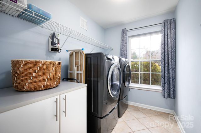 40 Gollum Drive, Fairview, NC 28730