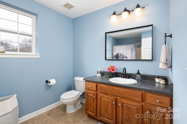 40 Gollum Drive, Fairview, NC 28730