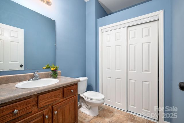 40 Gollum Drive, Fairview, NC 28730