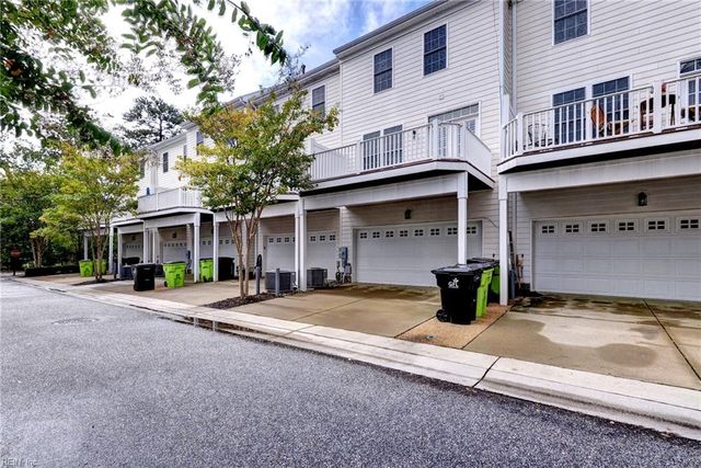105 Laydon WAY, Yorktown, VA 23692