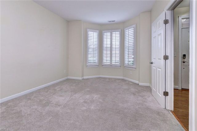 105 Laydon WAY, Yorktown, VA 23692