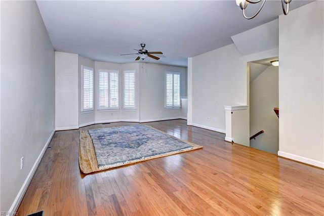 105 Laydon WAY, Yorktown, VA 23692