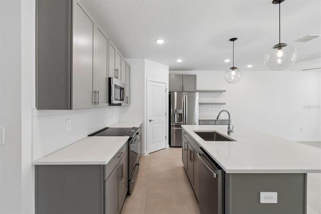 3126 REIN AVENUE 32, Davenport, FL 33837