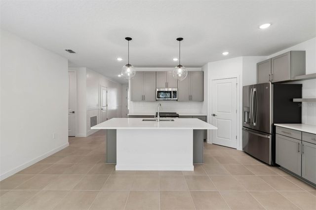 3126 REIN AVENUE 32, Davenport, FL 33837