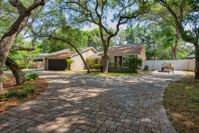 318 Jamaica Way, Niceville, FL 32578