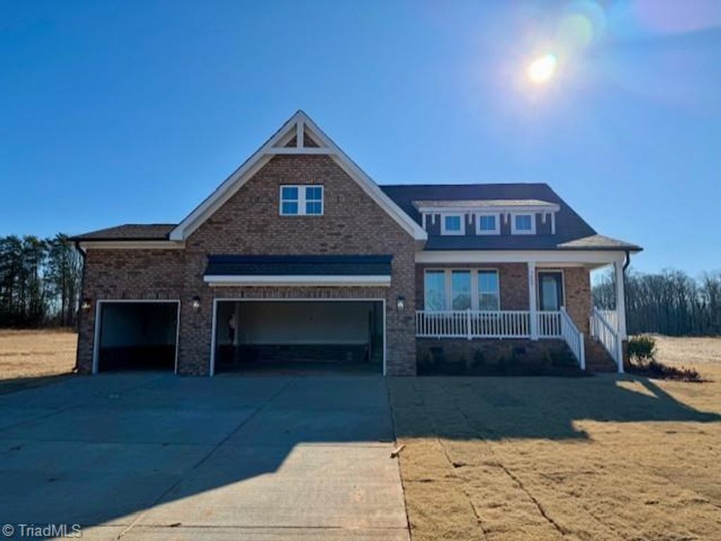 5600 Penguin Drive, Summerfield, NC 27358