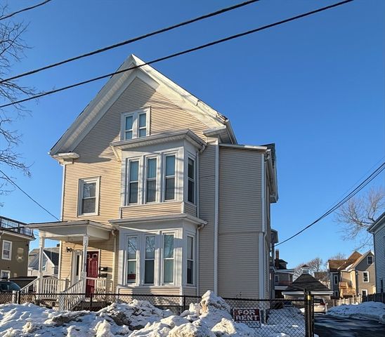 39 Harvard St, Brockton, MA 02301